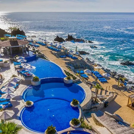Hacienda Encantada Resort & Spa