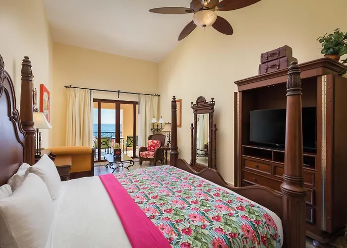 Hacienda Encantada & Residences